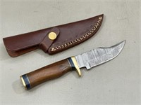 4.25" Fixed Blade Knife w/Tooled Leather Sheath