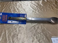 TROUT STAINLESS BBQ TONGS