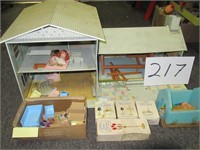 Vintage Metal Doll House wtih Furniture