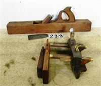 *Restorer lot: 4 – Wooden planes, F-G: