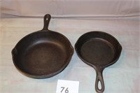 LODGE 25 CAST IRON PAN & NO. 5 CAST IRON PAN