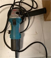 Makita electric 4 1/2" angle grinder