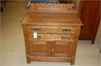 Mission Style Commode Oak