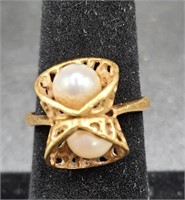 18K Ring 750 stamped  double Pearls