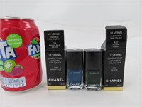 2 vernis à ongle neufs, Chanel