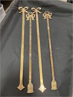 Vintage Bow & Tassel Plate Picture Hangers.