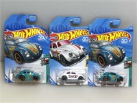 Die cast cars. Assorted