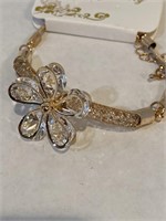 Gold rhinestone bangle bracelet flower