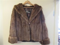 VINTAGE LADIES MINK SHALL