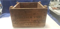 (1) Vintage Wooden Box (13.5"×13.5"×8.5")