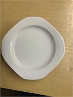 4 plates