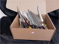 KITCHEN KNIVES + LOT / 25 PCS