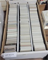 APPROX 2400 ASSORTED TRADING CARDS