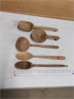 5 primitive kitchen tools