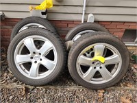 Blizzak tires on rims (4) , sz P235/55R18 99H