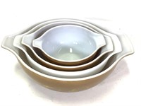 Pyrex Nesting Set of 4 Bowls - Cats & More