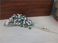 Nice Lot of Red & White Berries STems