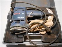 Bosch sander and case