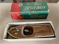 Fleetline "Fiesta Queen" Battery Speed Boat