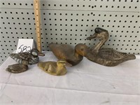 WOODEN DUCKS