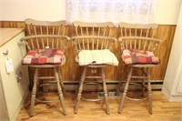 3 Bar Stools with Cushions