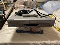 DVD AND VCR PLAYER