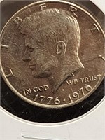 Mistruck coin.1776-1976 D Bicentennial half