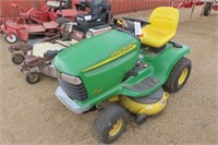 JD LT160 Riding Mower #D036830