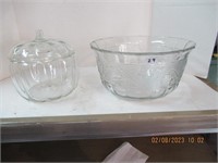7" x 7" Lided Glass Bowl ,5" x 11' Glass Bowl