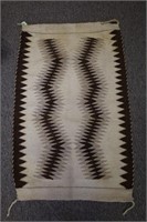 NATIVE AMERICAN HAND WOVEN RUG / SADDLE BLANKET