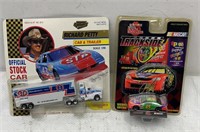 Official Stock Car collection Richard Petty Cab &