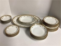 30 Piece Haviland Limoges The Valmont China