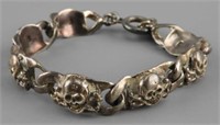 Heavy Sterling skull & crossbone bracelet 1.92ozt