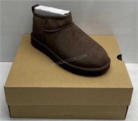 Sz 7 Ladies Ugg Slip On Boots - NEW $185