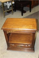 Bedside Table, match lot 211