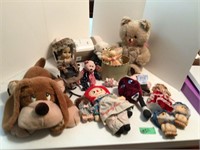 Stuffed animals, dolls, beanies, raggy ann