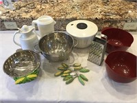 Large Variety of Kitchenware