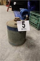 Metal 2 Gallon Kerosene Can