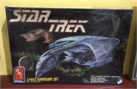 Ertl Star Trek three piece Adversary model