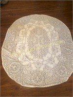 Gorgeous Table cloth 74 x 58