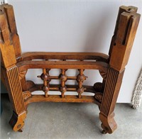 BEAUTIFUL ANTIQUE STICK & BALL TABLE LEGS!