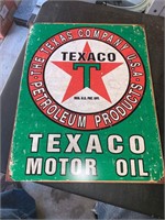 METAL TEXACO OIL SIGN
