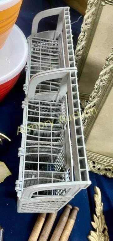 DISHWASHER BASKET