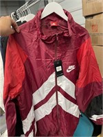 New Nike size 3XL