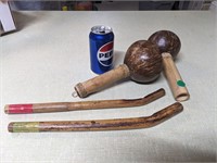 2 Maracas & Sticks