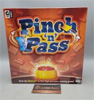 Pinch n Pass Game