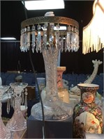 Cut crystal lamp