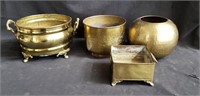 Box of brass vases and pot holder