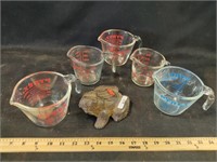 Cast Iron Frog & 5 Pyrex Measuring Cups