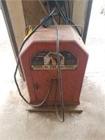 LINCOLN TOMBSTONE STYLE ELECTRIC STICK WELDER
